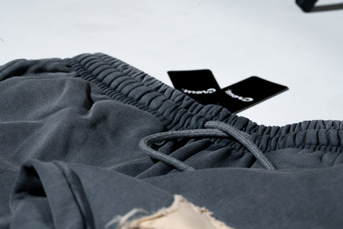 True Washed Crew Pants  - Grey
